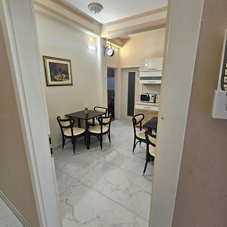 Apartman Sveti Rok 자그레브 외부 사진