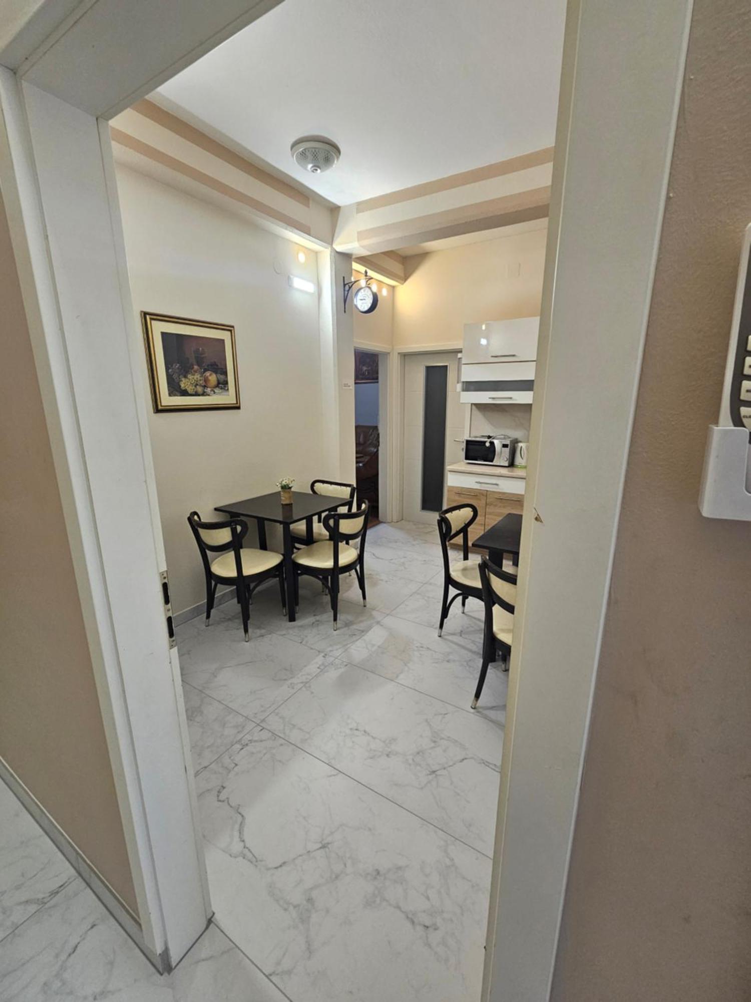 Apartman Sveti Rok 자그레브 외부 사진