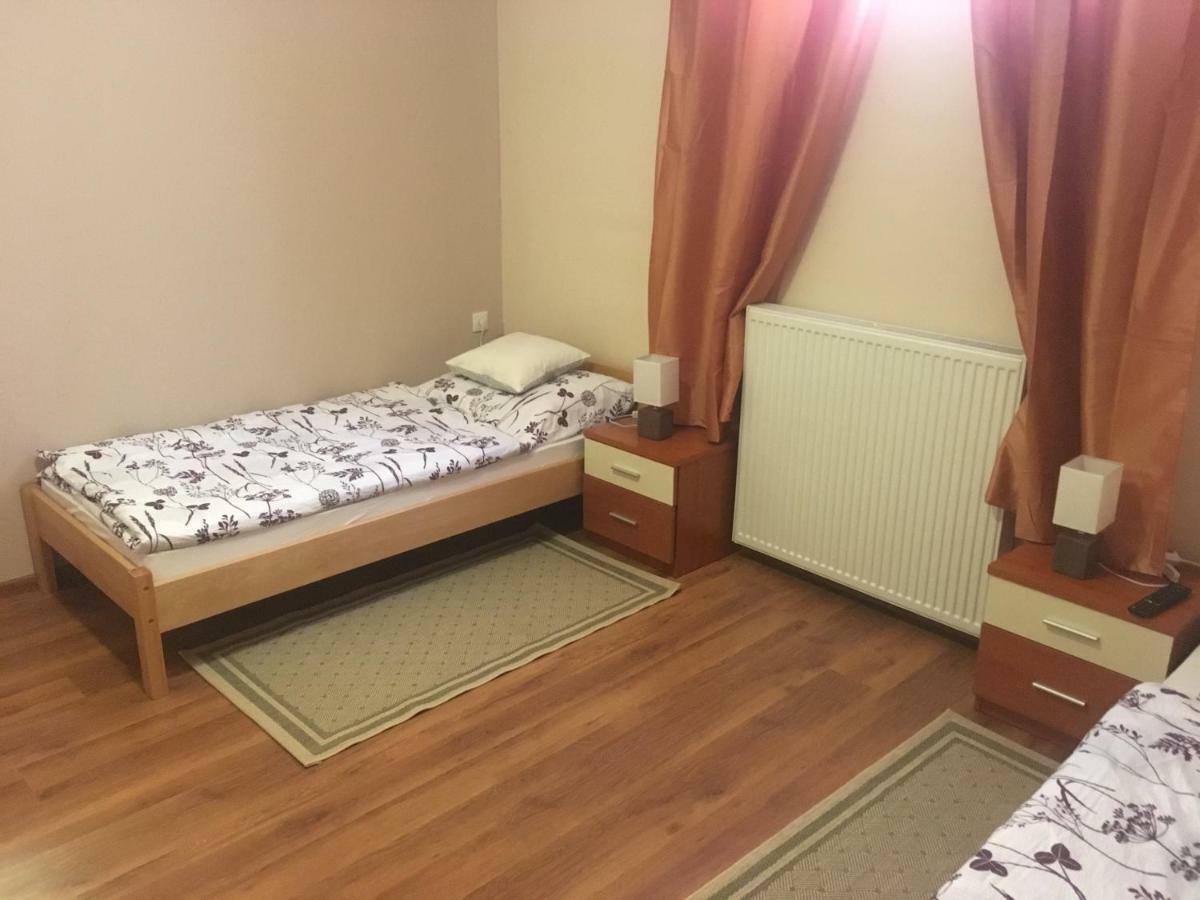 Apartman Sveti Rok 자그레브 외부 사진